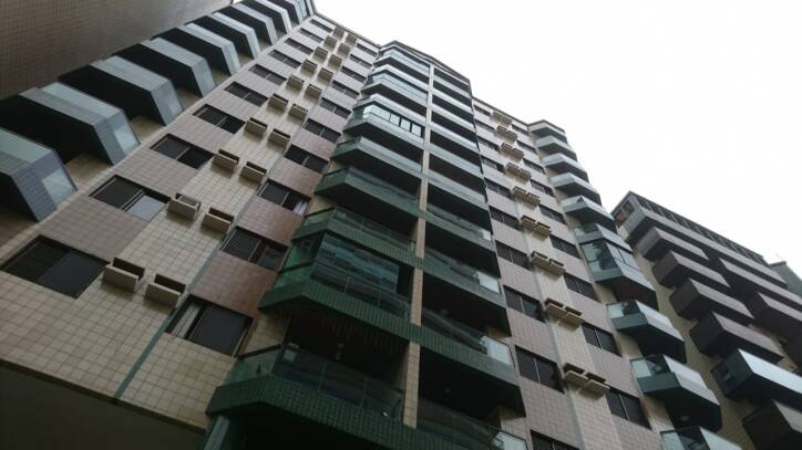 #64 - Apartamento para Venda em Praia Grande - SP